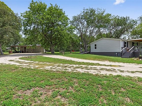 5th image of 614 Woodcreek Cir