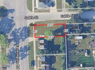 19292 Farmington Rd, Livonia, MI 48152