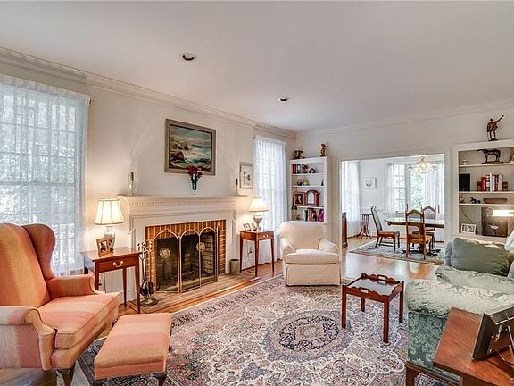 3rd image of 3362 Essex Mill Rd #C