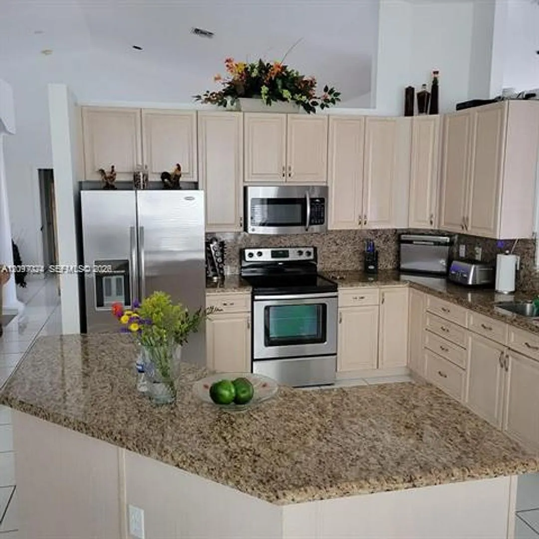 531 NW 108th Ave # 531, Plantation, FL 33324 — Photo 1