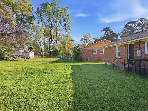 4th image of 4237 Shorecrest Dr