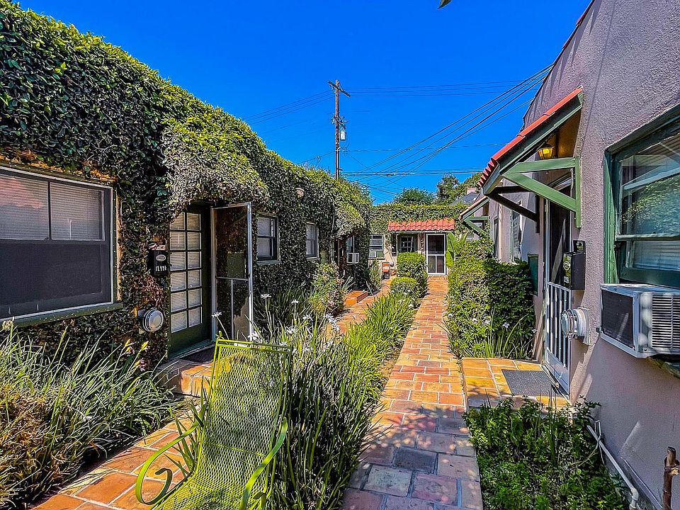 1st image of 1249 N Ogden Dr #3/5