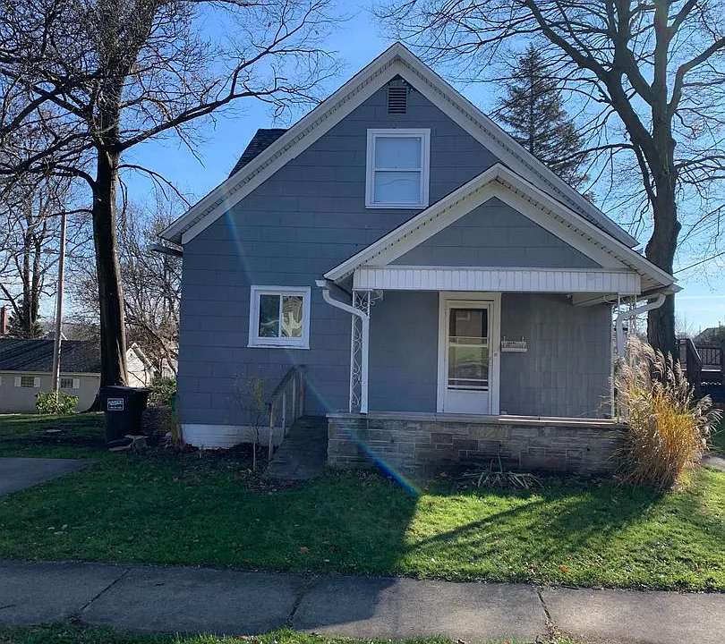 989 Romig Ave