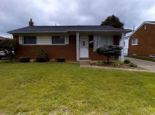 4918 Gerald St, Warren, MI 48092