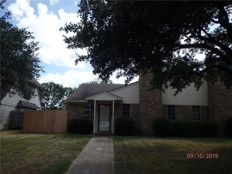 1st image of 634 Woodhaven Pl
