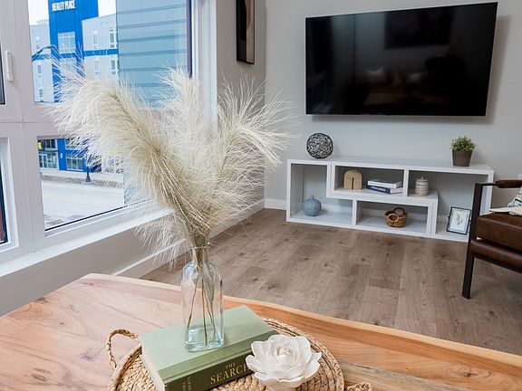 5th image of 60 E Green St #207