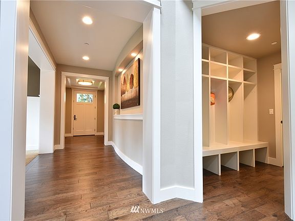 3rd image of 4527 110th Ave NE