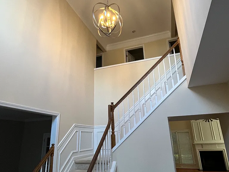7070 Coffield Ct — Photo 2