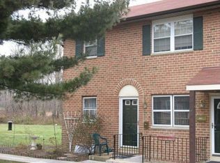 18 Forge Rd, Medford, NJ 08055