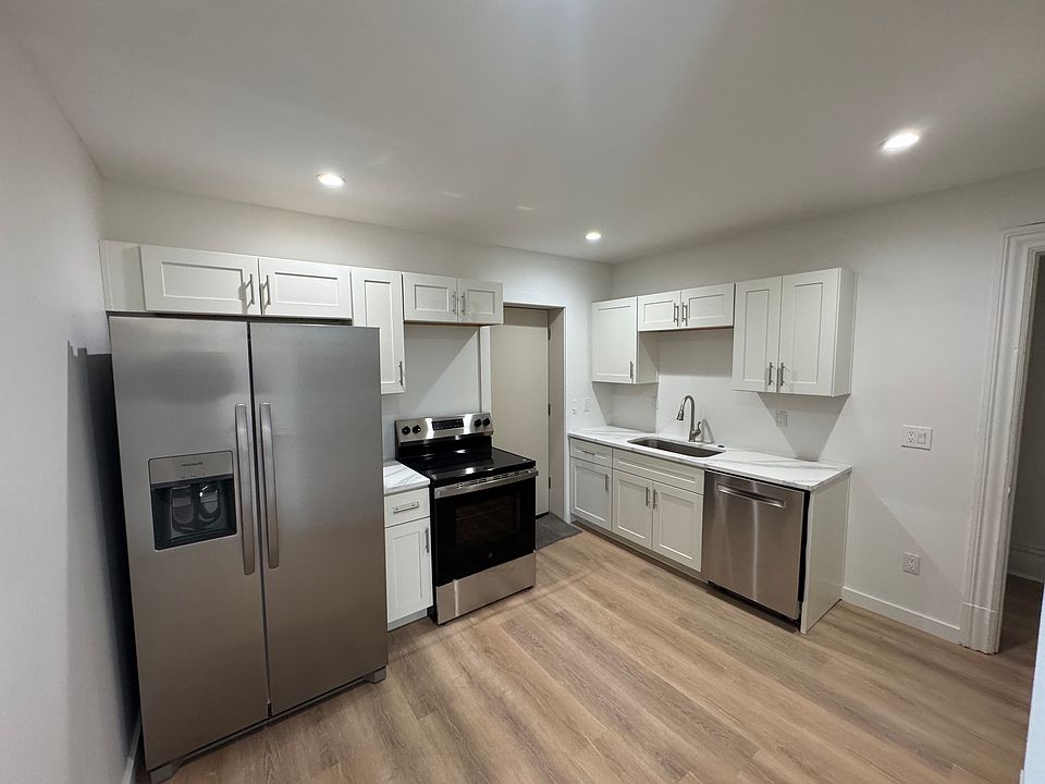 1st image of 630 N Euclid Ave APT 2