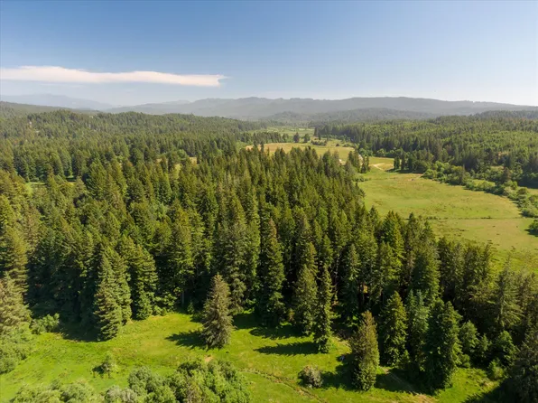 1800 Timmons Rd, McKinleyville, CA 95519