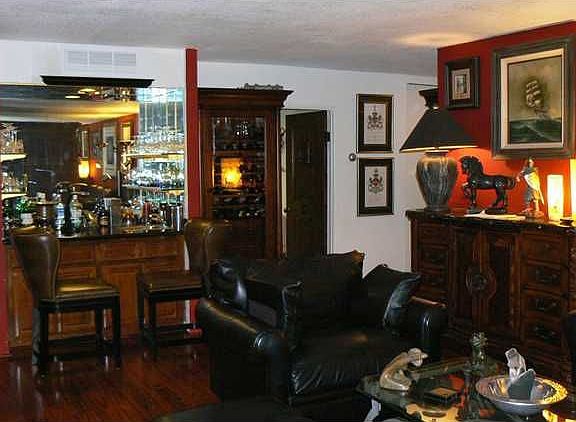 3rd image of 666 Upas St Unit 1402