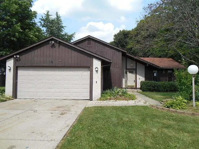 6298 Stoney Glenn Ct photo 1