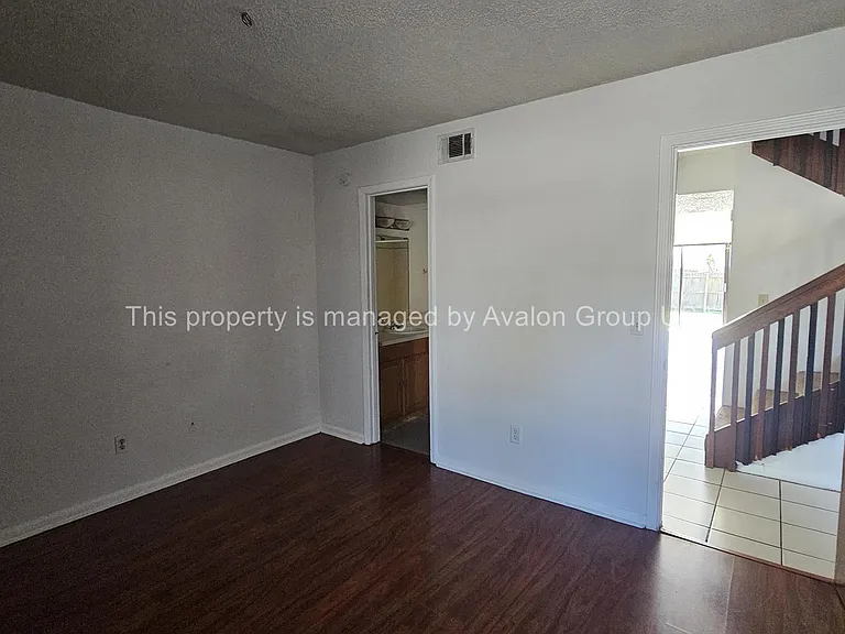 10724 Alden Rd #1 — Photo 4