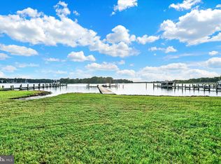 5169 Mountain Rd, Pasadena, MD 21122