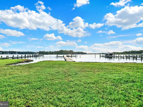 5169 Mountain Rd, Pasadena, MD 21122