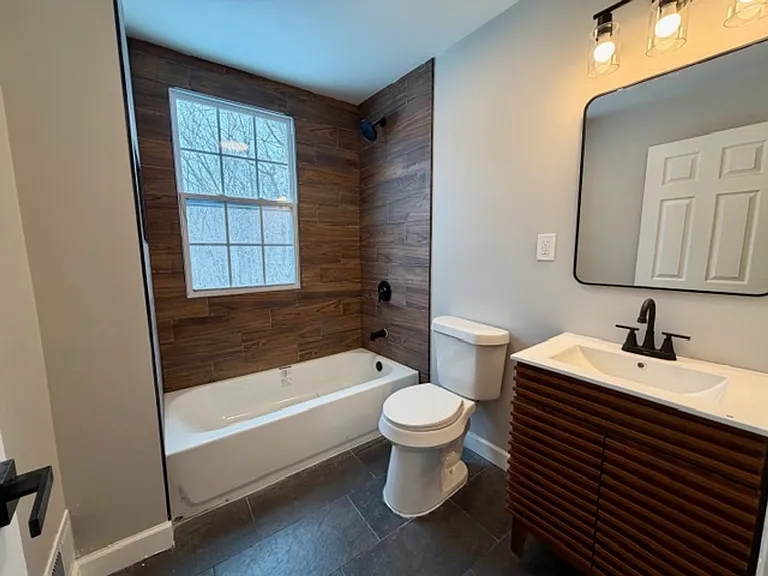 3916 Bewick St — Photo 10