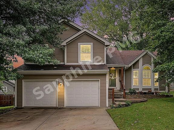 2nd image of 8707 N Wheaton Ct