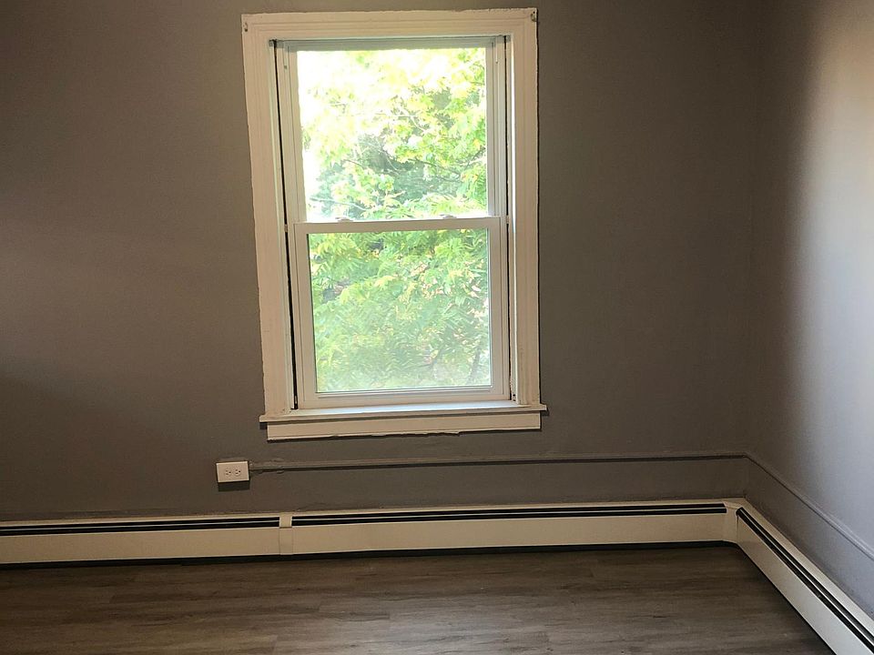 1st image of 419 N Washington St APT 5