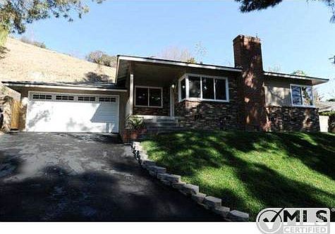 1st image of 9943 Glencrest Cir
