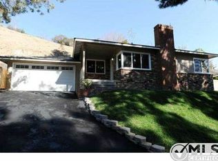 9943 Glencrest Cir, Burbank, CA 91504
