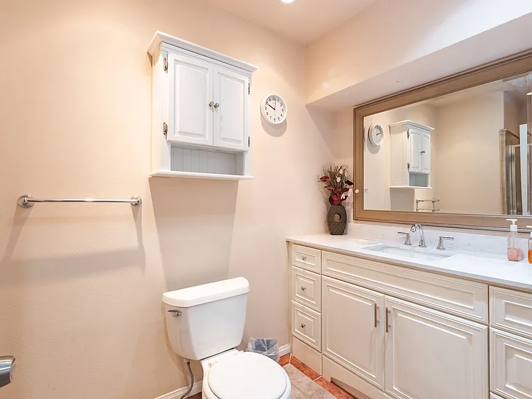 15724 Carfax Ave — Photo 21