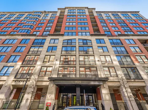 1025 Maxwell Lane image 33 of 33