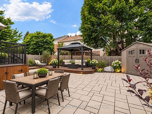 5th image of 132 Macassa Cir