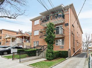 67 Battery Ave, Brooklyn, NY 11228