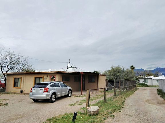 2nd image of 5829 E 28th St