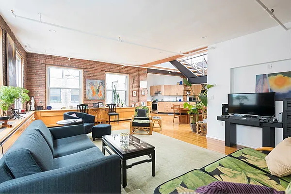 Rented by Demsker Realty | media 12