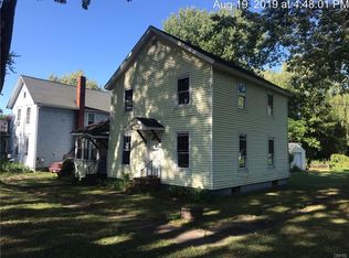 190 S Real St, Cape Vincent, NY 13618
