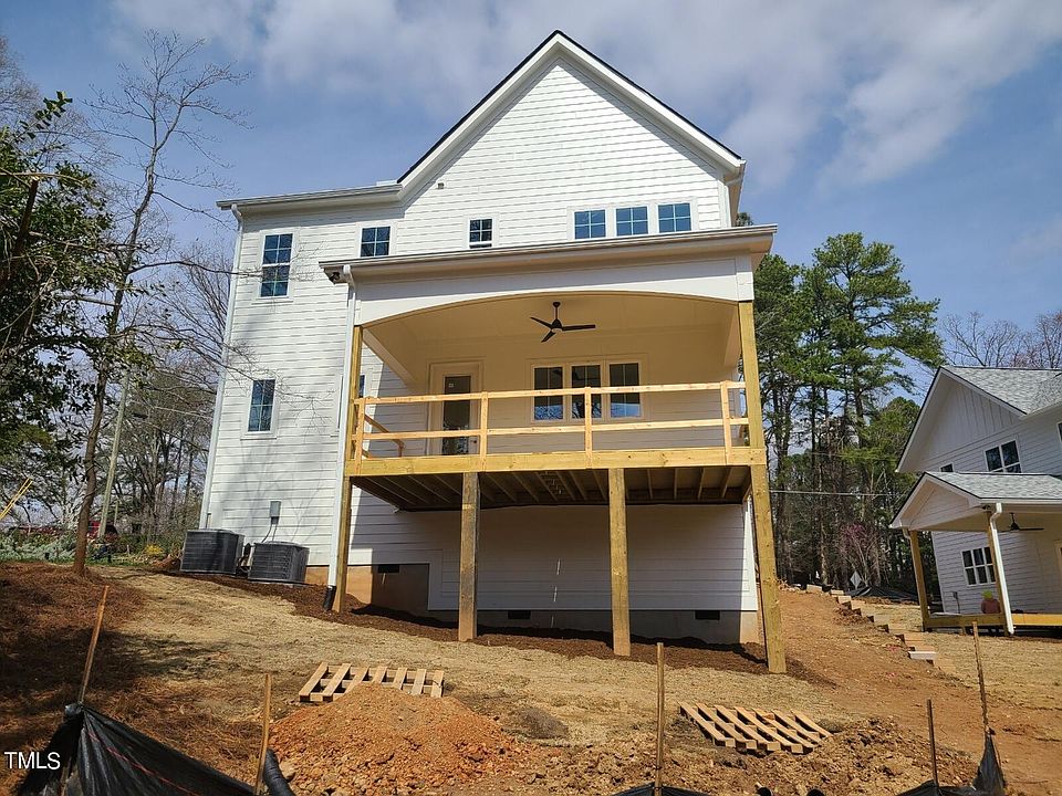 2nd image of 3205 Cyanne Cir