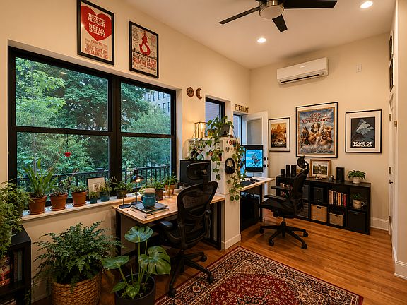 5th image of 27 E 126th St APT 3
