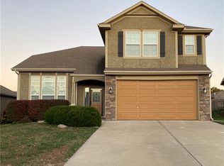 487 S 137th St, Bonner Springs, KS 66012
