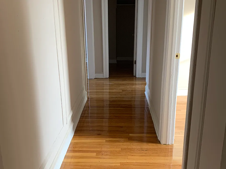 1367 W Estes Ave #2M