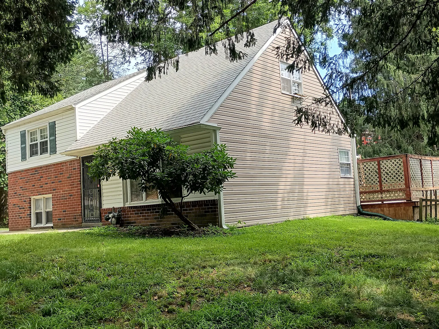 697 Old Marple Rd — Photo 3