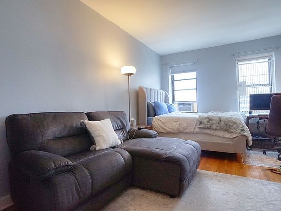 4th image of 416 E 83rd St APT 4C