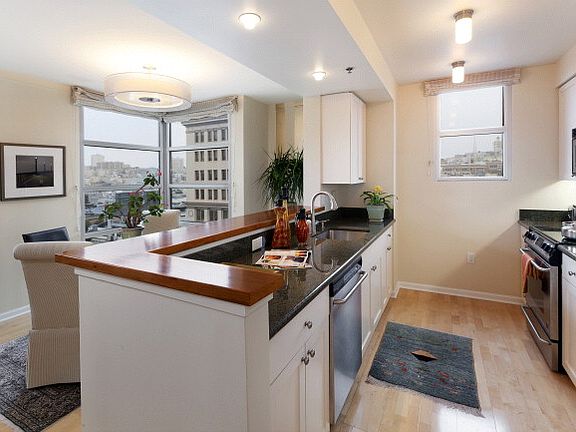 5th image of 1701 Jackson St APT 603