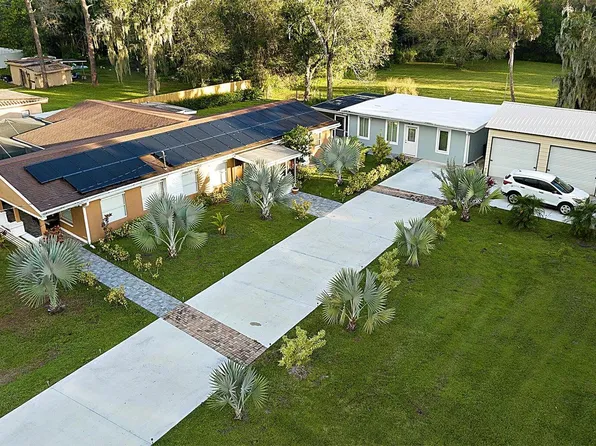 703 Ulrich Road, Fort Pierce, FL 34982