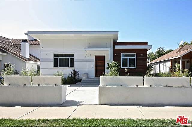 1st image of 2627 Midvale Ave