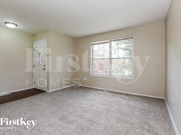 4th image of 1255 Foxcroft Dr