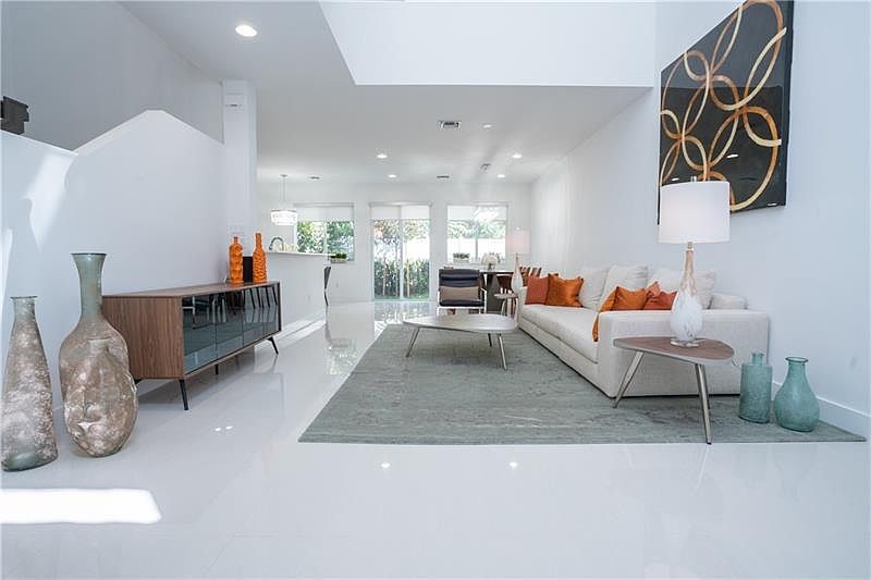 1st image of 130 SE 7th Way #130