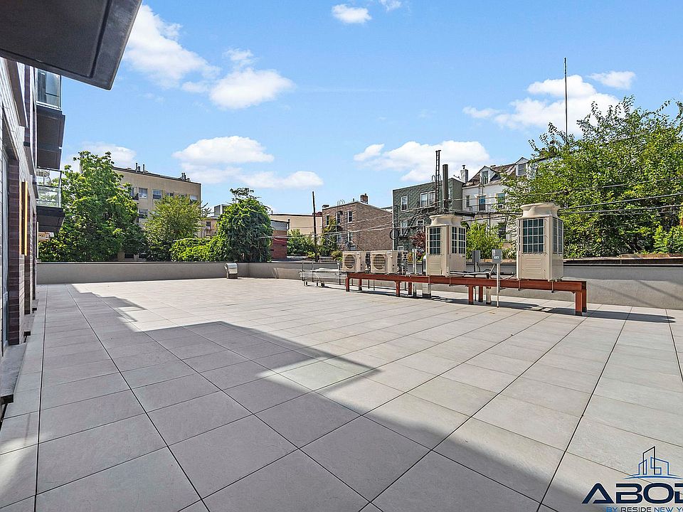 1st image of 21 Meserole St #202