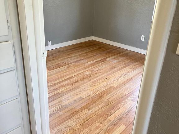 5th image of 3913 NW 55th St