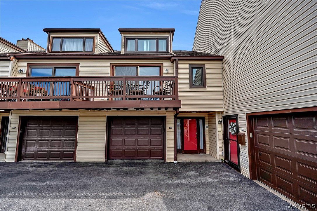 202 Old Meadow Dr Unit 20B — Glen Oak Golf Course