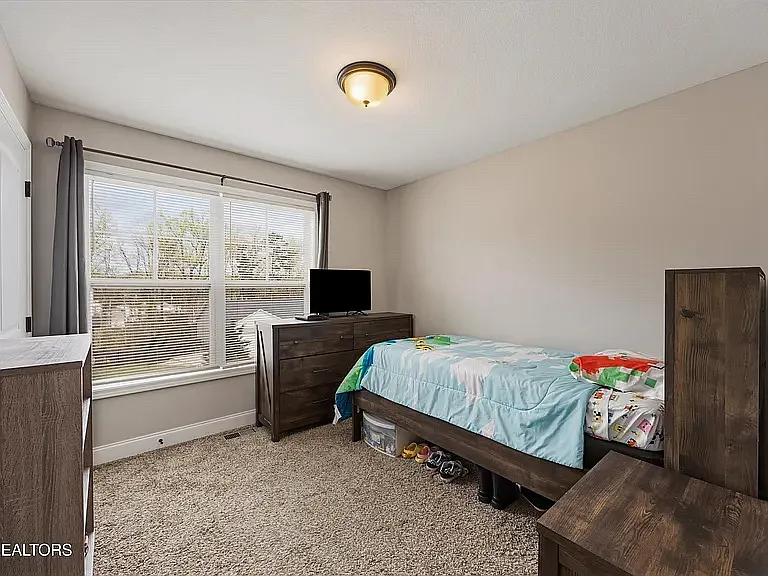 7931 Poplar Grove Ln — Photo 20