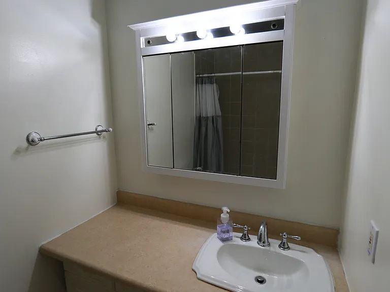 94 Washington St #20 — Photo 16