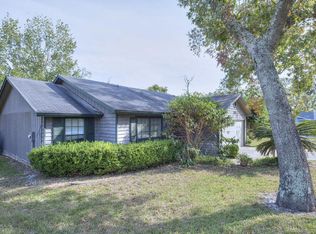 8099 Le Havre Dr N, Jacksonville, FL 32277