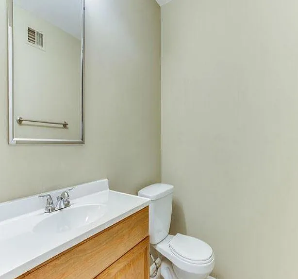 7803 Brookview Ct — Photo 23